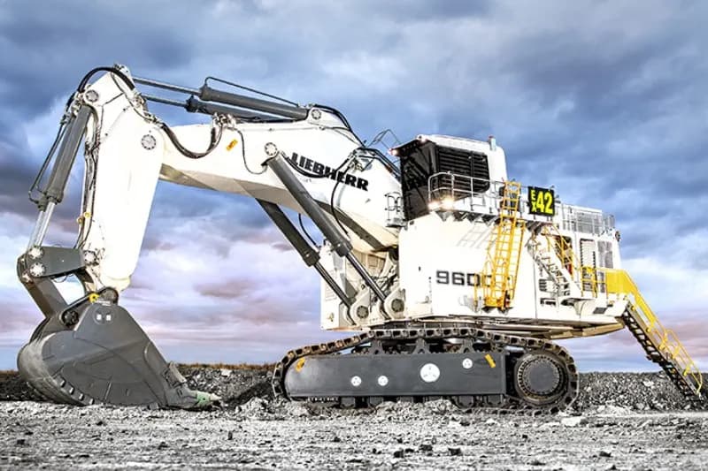 Liebherr entrega primera excavadora R 9600 de clase ultra a Northern Star Resources en la mina Super Pit