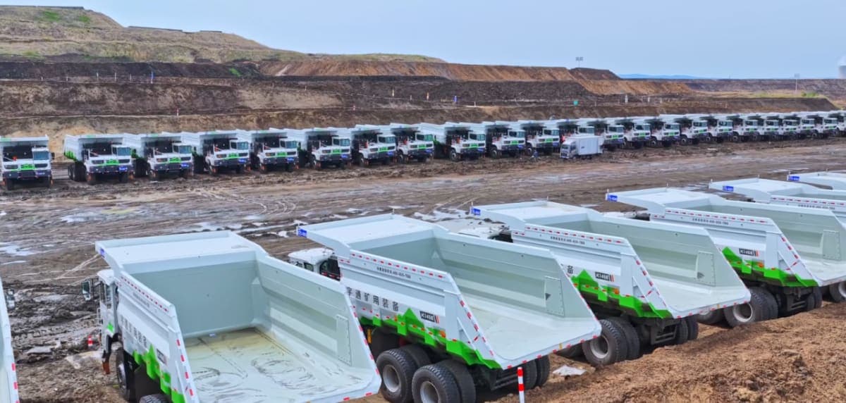 Yutong reporta operación exitosa de flota de 100 camiones eléctricos a batería en mina de carbón Baoqing Chaoyang en China