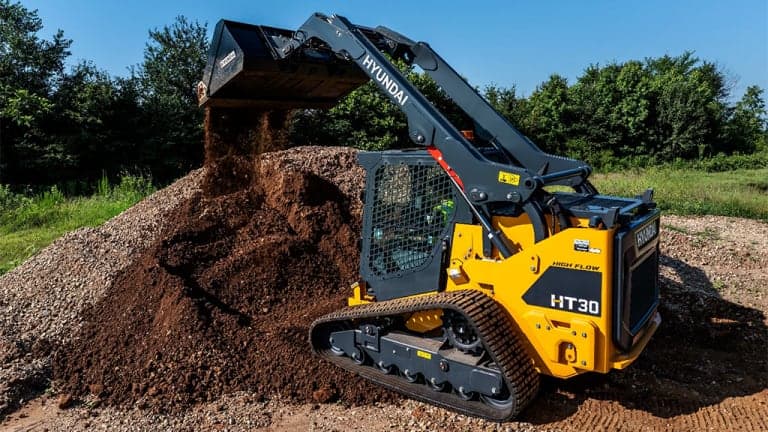 Hyundai lanza el HT30, nuevo cargador compacto de oruga de marco mediano para múltiples aplicaciones