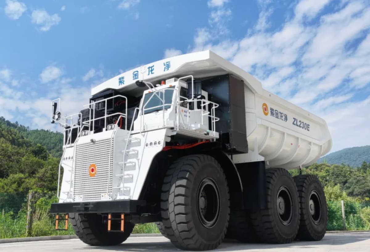 Zijin Longking lanza camión minero eléctrico de 230 t y firma alianza de autonomía con EACON